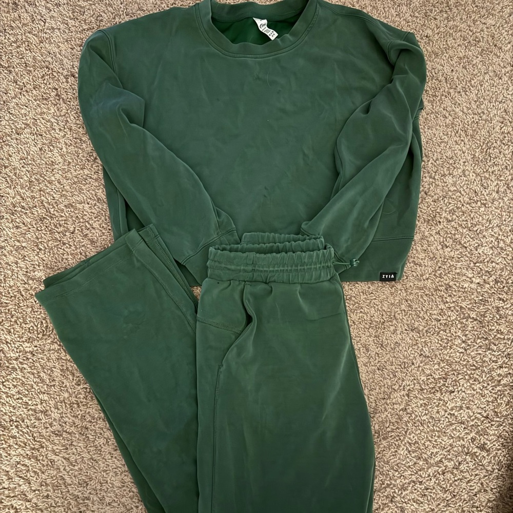 Zyia Solstice Set